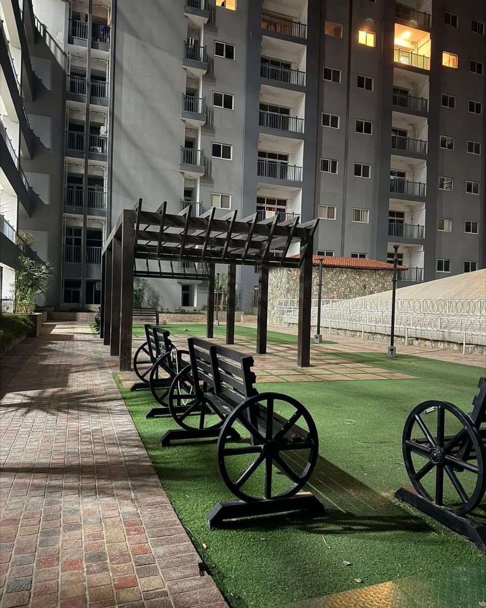 Elite corners hosting Apartment in Islamabad
