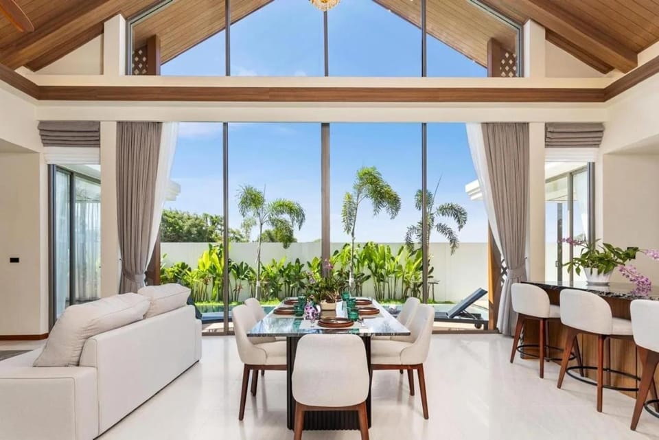 Dining area, Garden view
