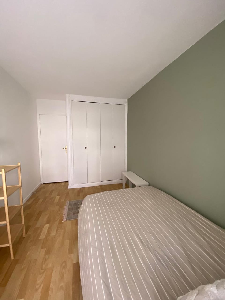Bed, Photo of the whole room, Bedroom, wardrobe