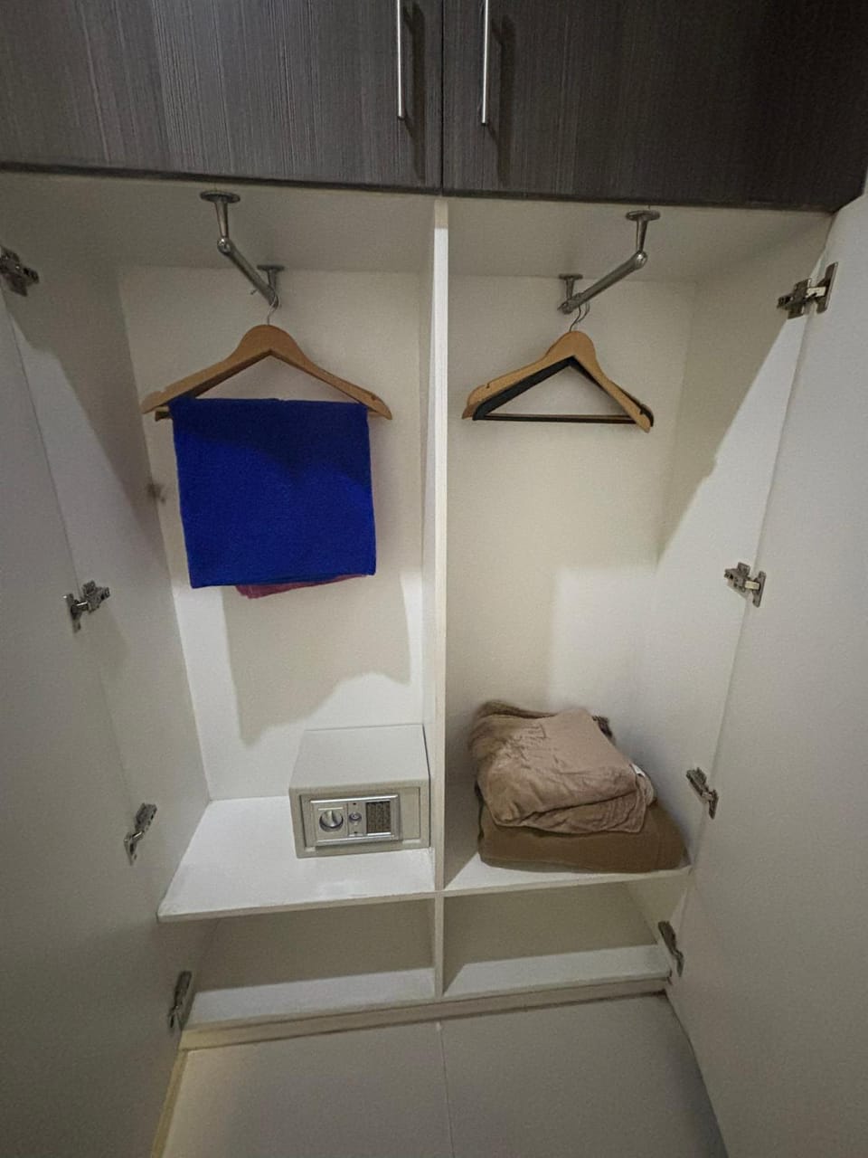 locker