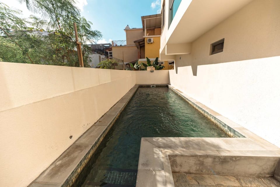 Modern Sea View Apt with Pool 4 Min to Beach - RC14 Apartment in Flic en Flac