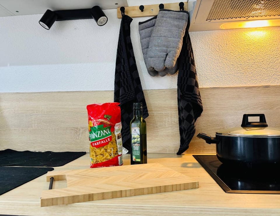 Food, stove