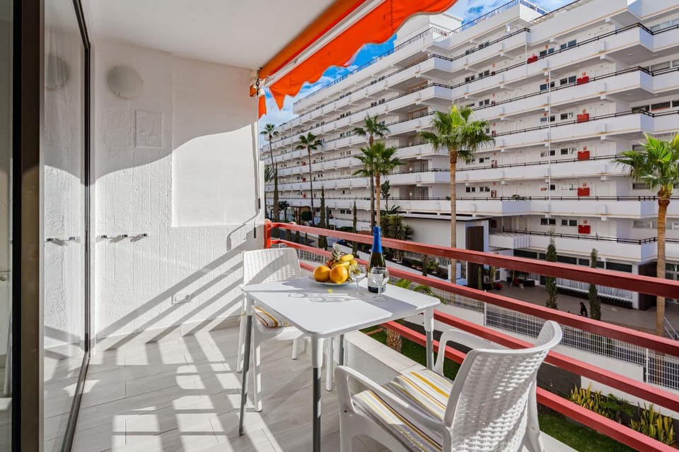 Olympia 4 - Studio Apartment in Costa Adeje