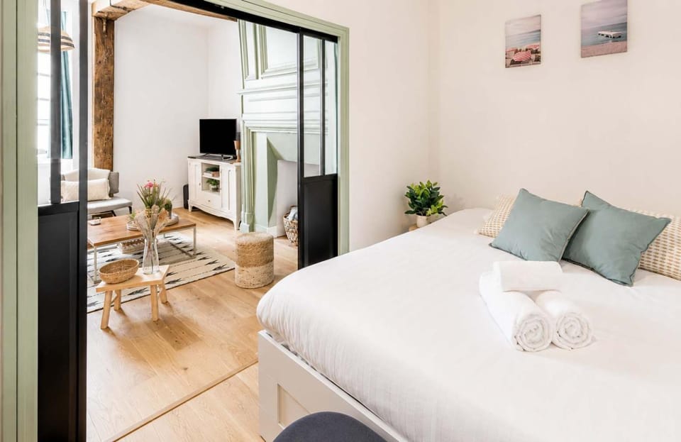 L'Authentique - 1 bedroom cosy & central Apartment in Rennes