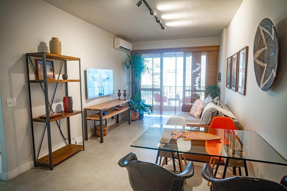 APART HOTEL, Leblon, 2 quadras da praia Apartment in Rio de Janeiro