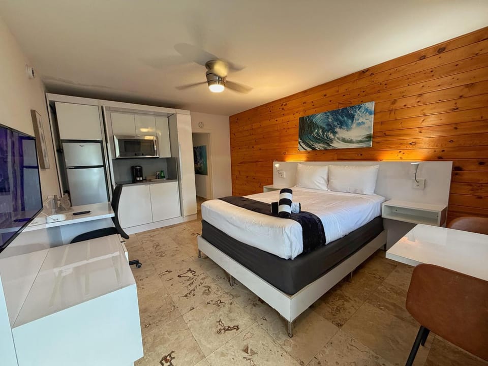 Modern Cozy Beach Studio Apt17 Apartment in Pompano Beach