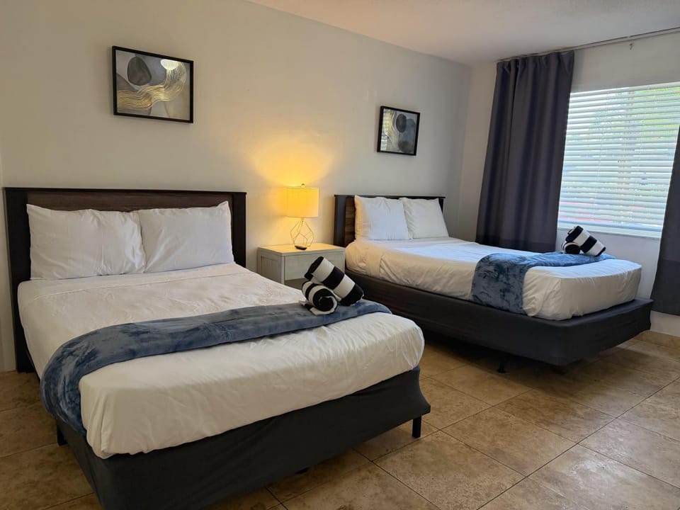 Comfortable Studio 5 Min Walk to Beach Apt18 Apartment in Pompano Beach