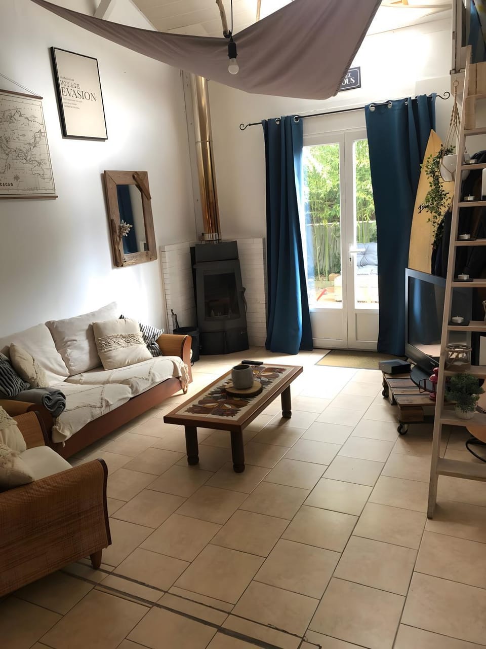 Property building, Living room