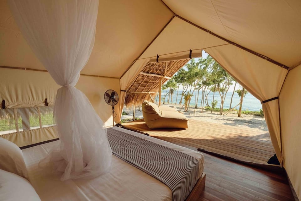 Photo of the whole room, Beach, Bedroom, Sea view