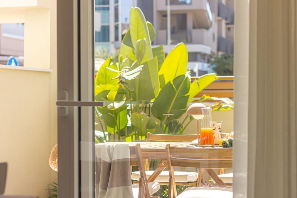 Patio, Garden, Balcony/Terrace