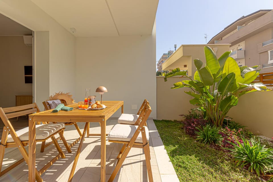 Patio, Garden