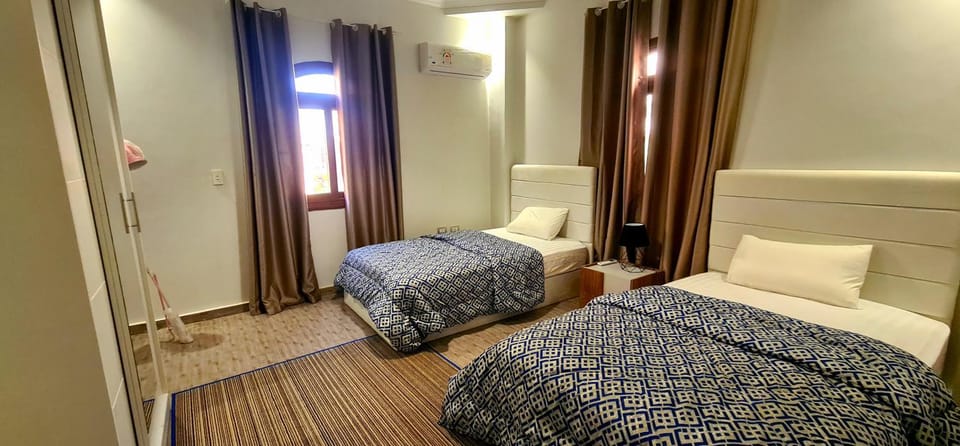 Delight lux apartment beside Airport & Rehab Apartment in New Cairo City