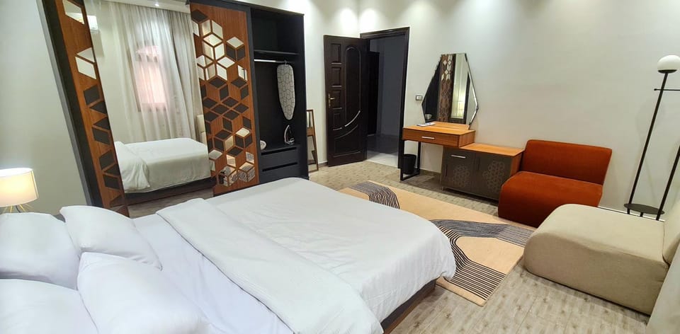 Delight lux apartment beside Airport & Rehab Apartment in New Cairo City