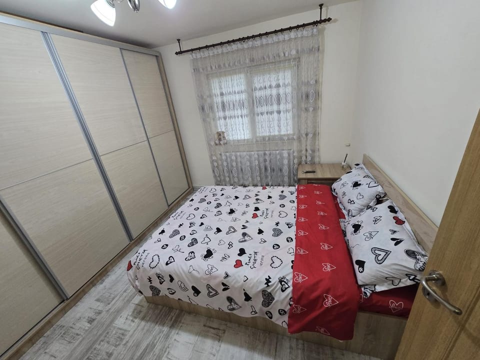 Apartament 1 Mai 2 camere Apartment in Craiova
