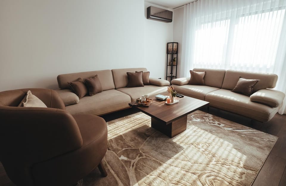 Living room, Seating area
