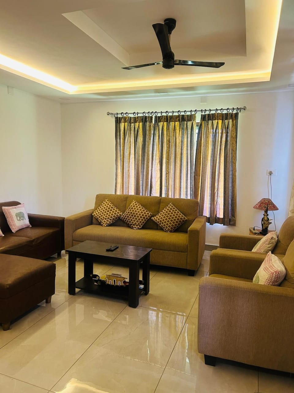 Living room, Seating area