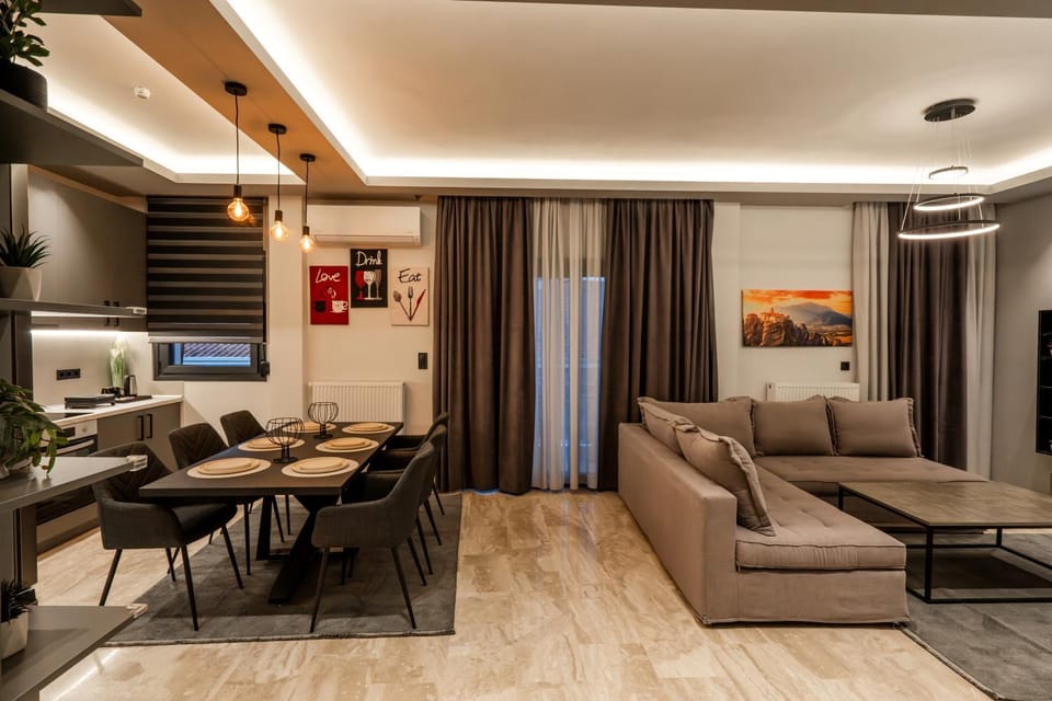 Living room, Seating area, air conditioner