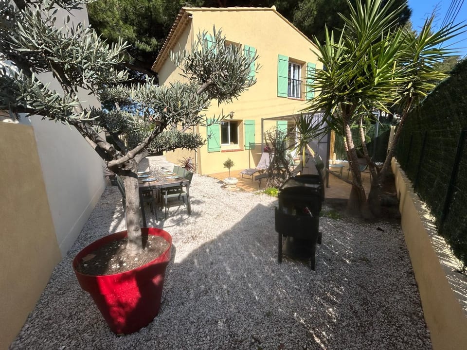 Garden, Balcony/Terrace