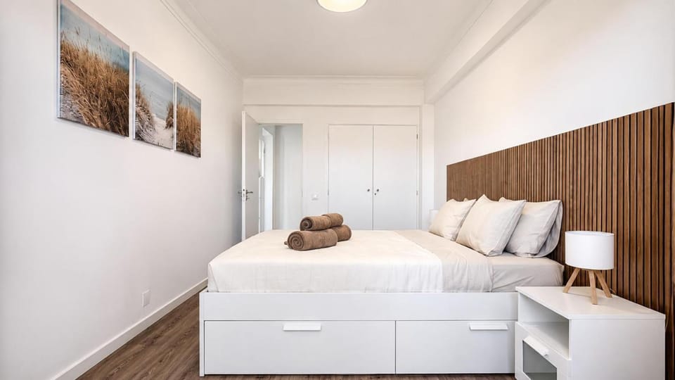 Bed, Bedroom, wardrobe