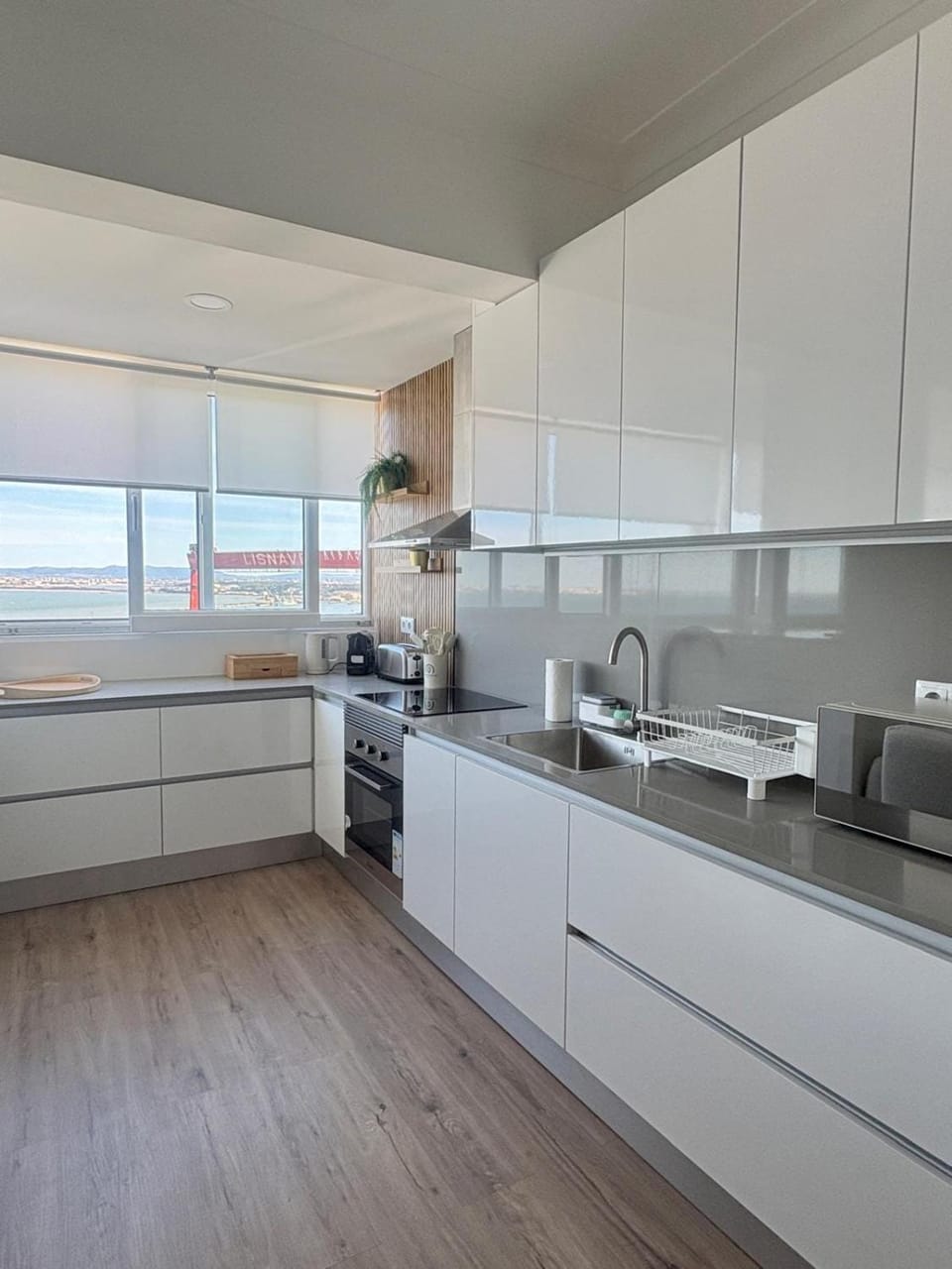 Coffee/tea facilities, Balcony/Terrace, Kitchen or kitchenette, stove, toaster