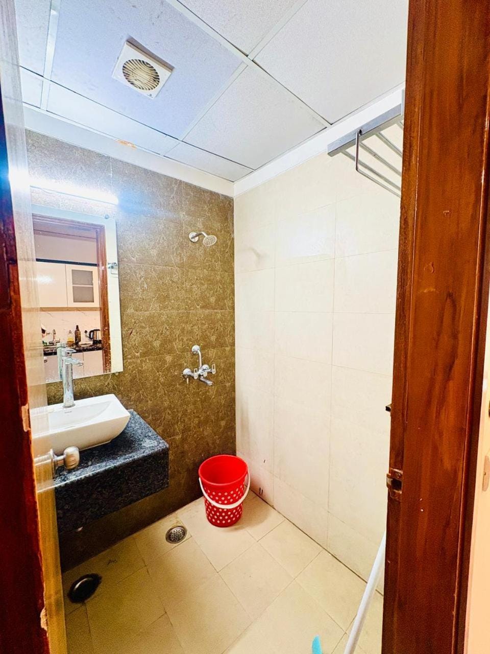 THE MOONLIGHT STUDIo Apartment in Noida