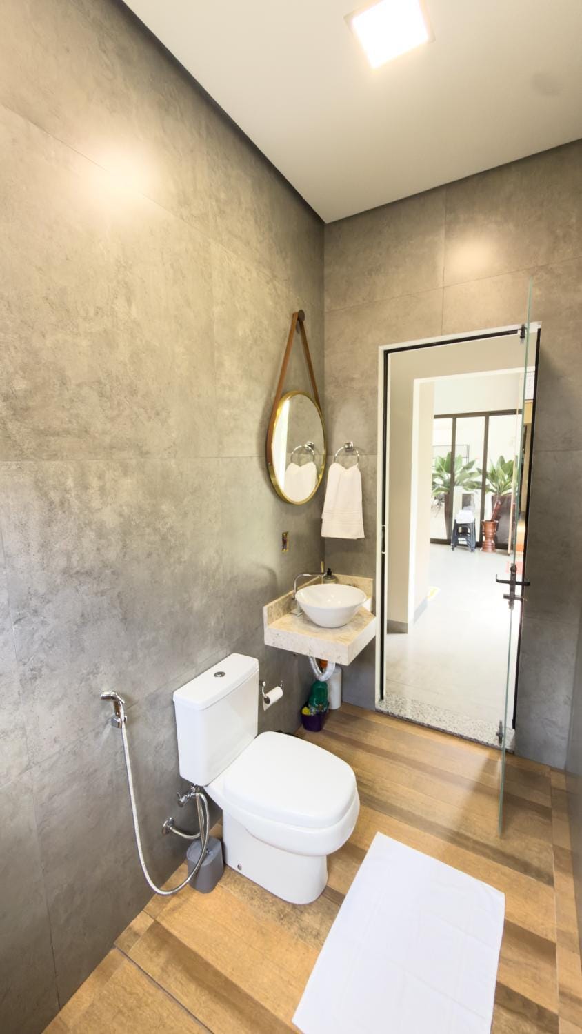 Toilet, Bathroom