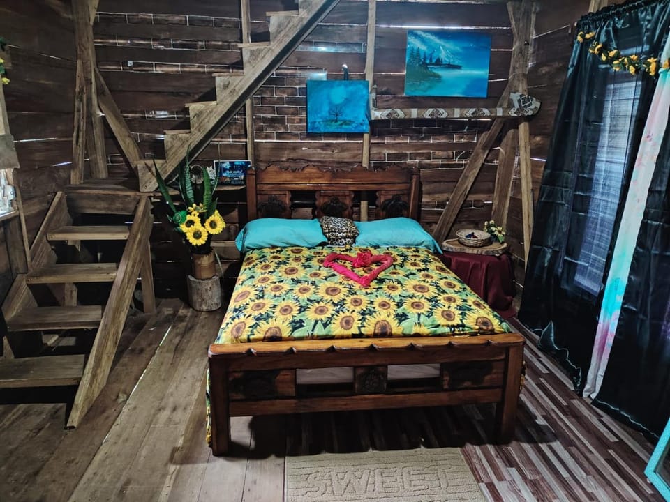 Cabaña Ojo de Agua Vibes House in Bocas del Toro Province
