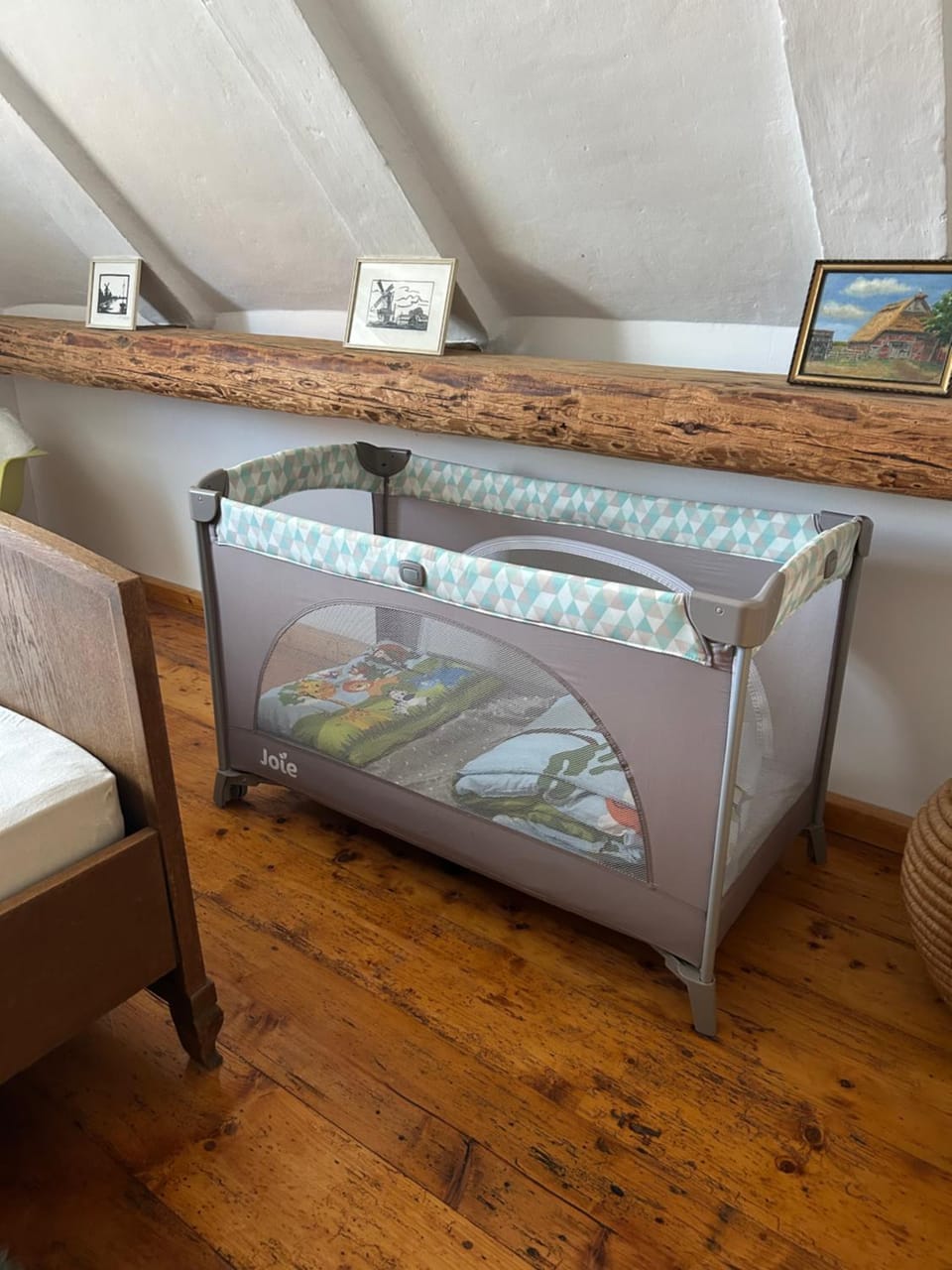 cot