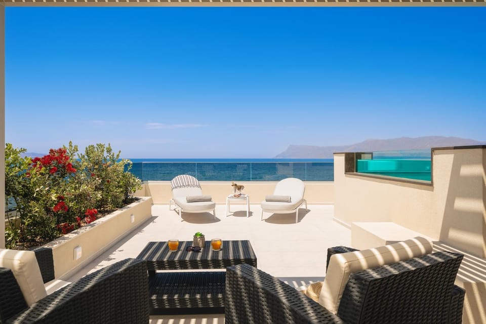 View (from property/room), Balcony/Terrace, Sea view