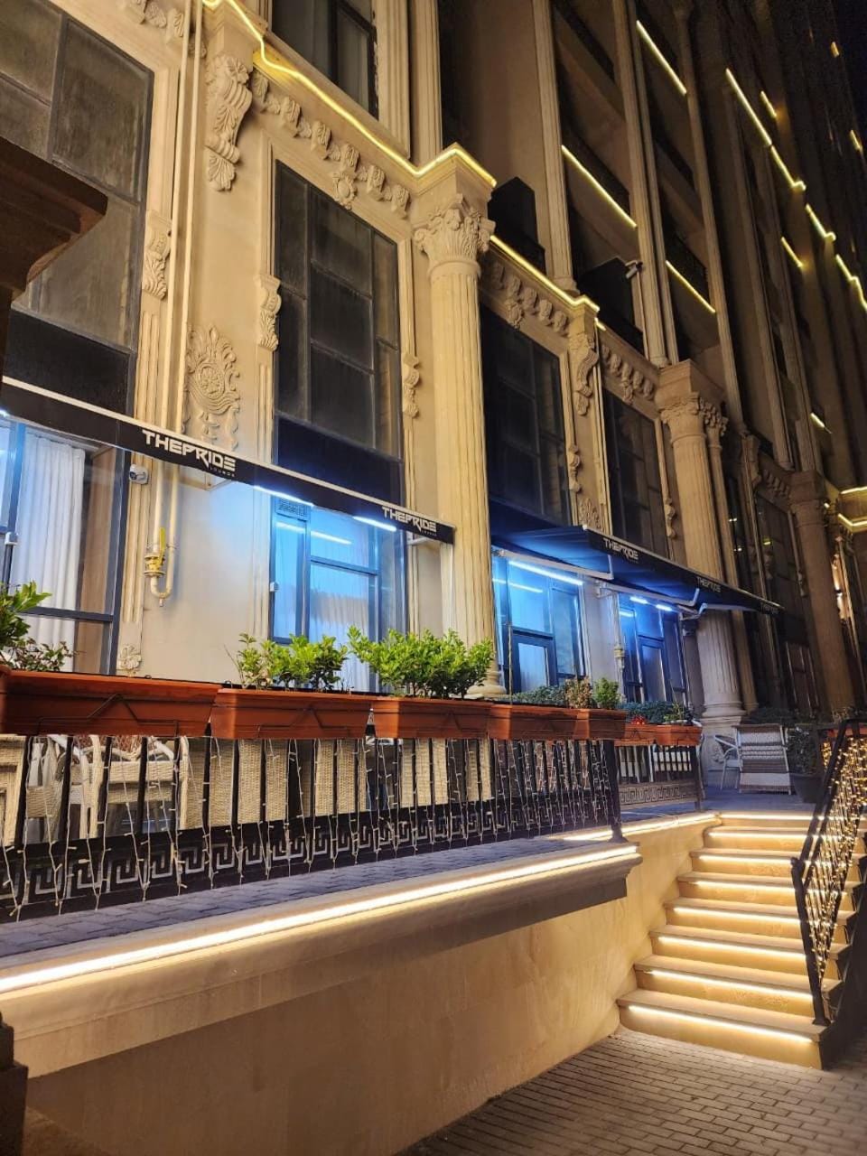 Property building, Restaurant/places to eat, Night, View (from property/room), Balcony/Terrace