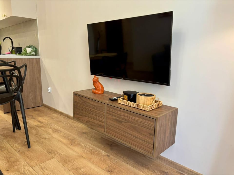 TV and multimedia, Living room