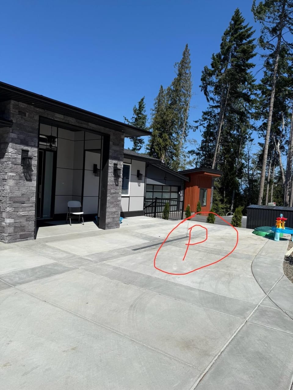Ocean Whispers House in Nanaimo