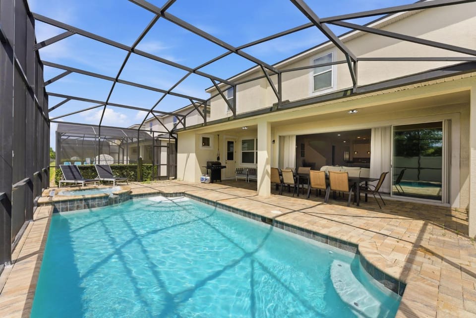 Patio, Hot Tub, Balcony/Terrace, Swimming pool, sunbed