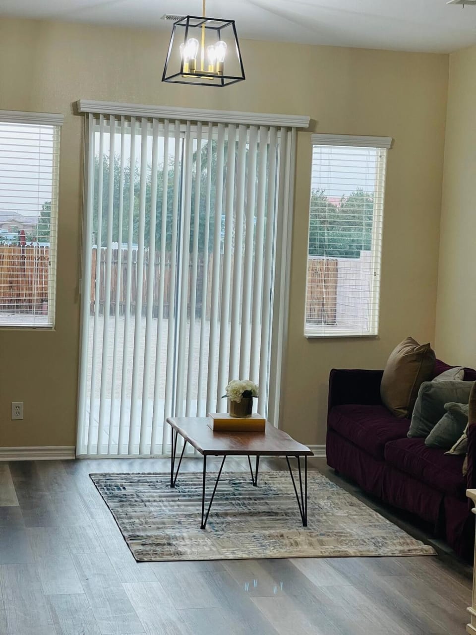 Luxury and unique 3300 sq ft home Quiet neighborhood Villa in Apple Valley