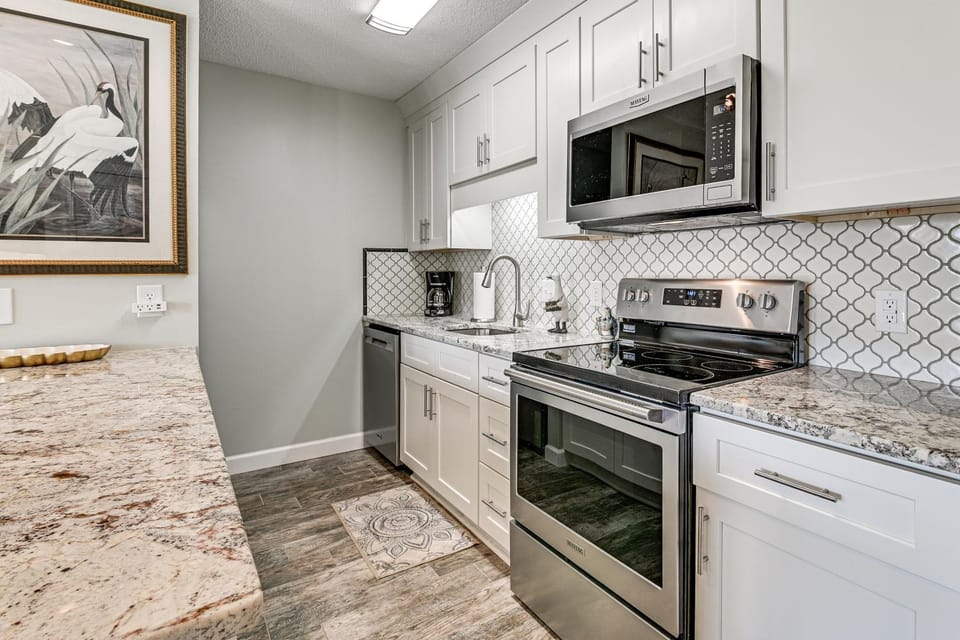 Water-View Patio! Condo 2 Mi to Surfside Beach House in Surfside Beach