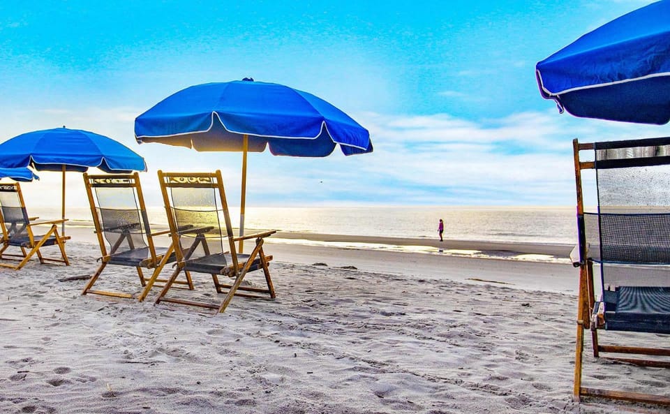 Coastal Confessions - Poolside - Walk to Beach Apartment in Hilton Head Island