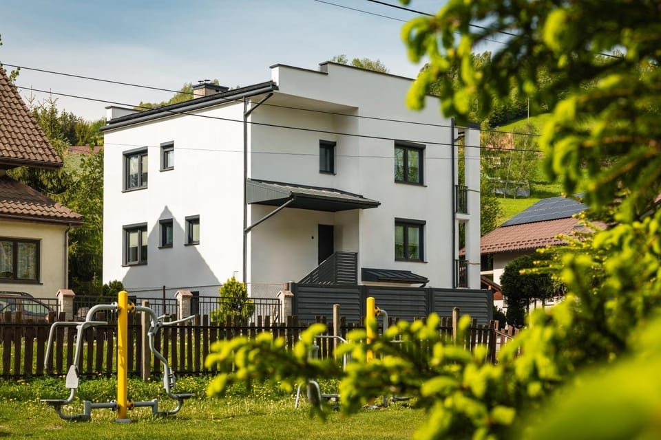 Property building, Garden, Garden view