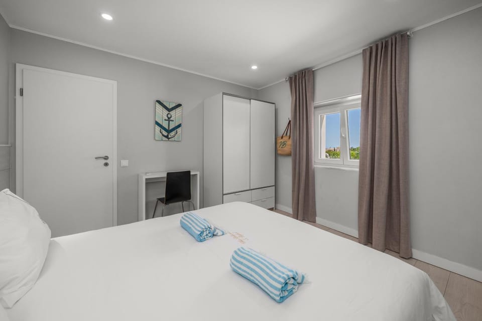 Living room, Bedroom
