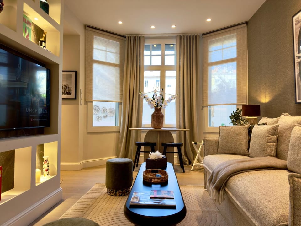 TV and multimedia, Living room