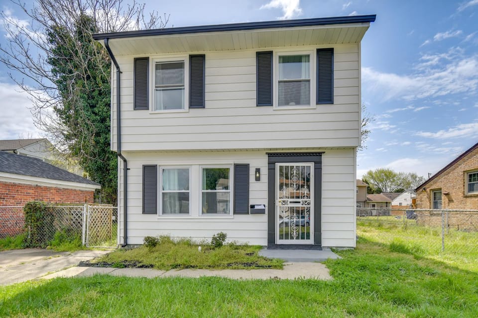 Near Waterfront! Retreat 6 Mi to Hampton Coliseum House in Hampton