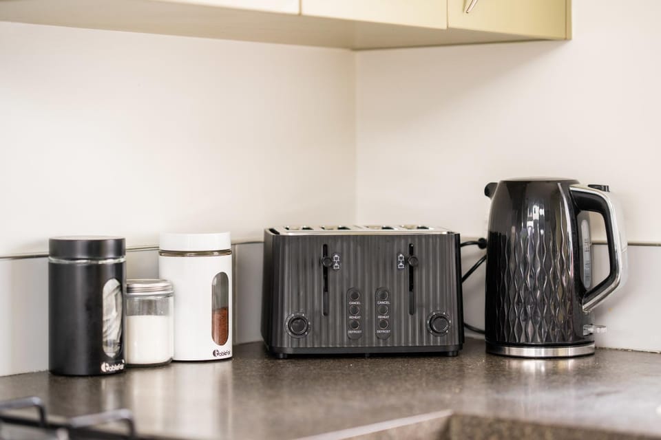 Coffee/tea facilities, Kitchen or kitchenette, toaster