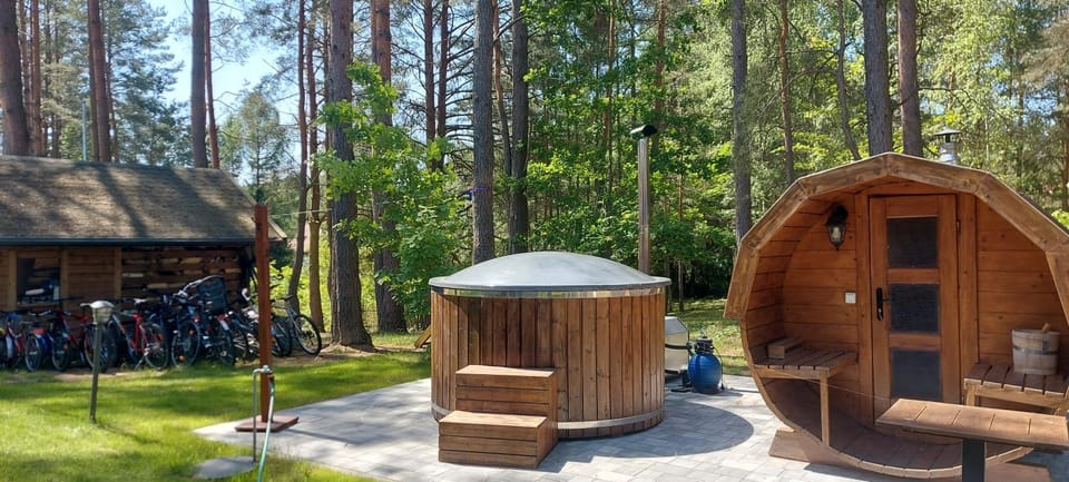 Natural landscape, Sauna, Steam room, Cycling, Cycling