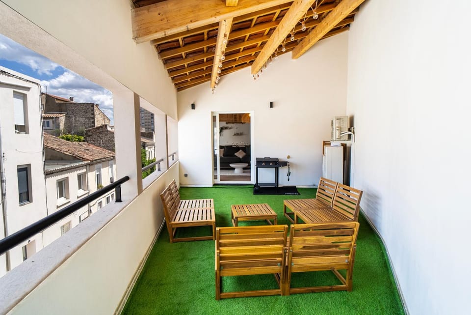 BBQ facilities, Balcony/Terrace, Balcony/Terrace, City view, Sunrise