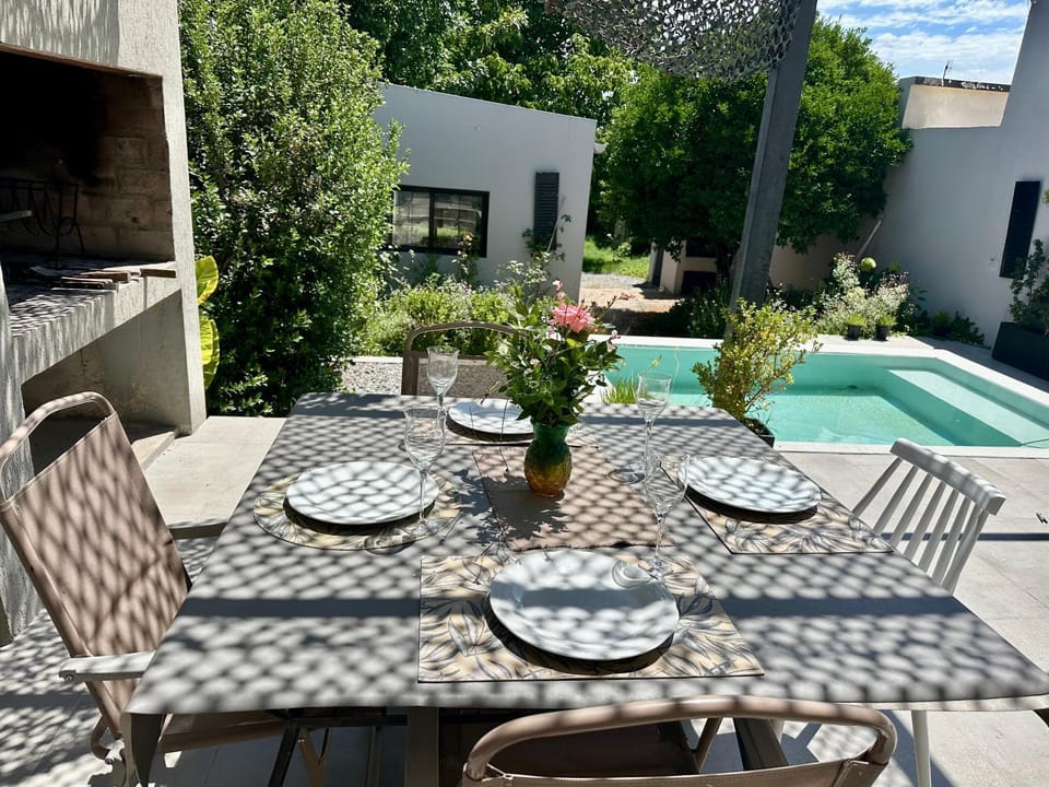 Casa moderna deco top 6 pax en Tandil House in Tandil