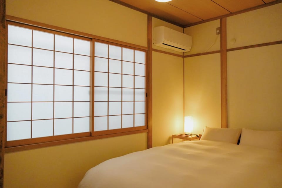Onomichi Rojiakari 路地灯 l Private House l 10 Min to Station l 1 Min to Shopping Street Apartment in Hiroshima Prefecture