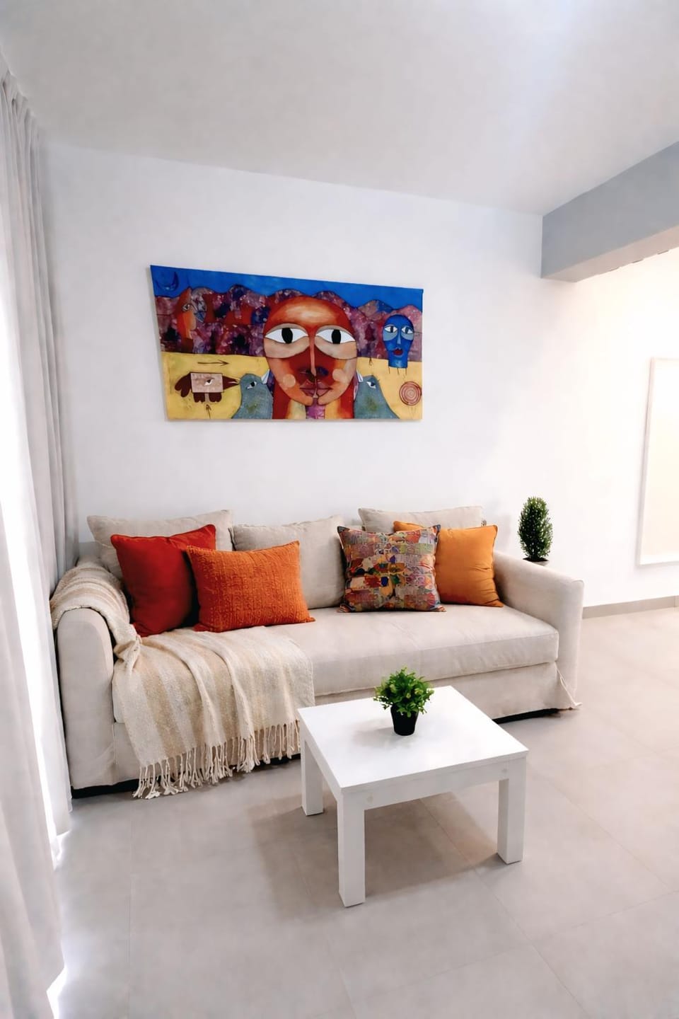 Living room, Decorative detail, Seating area