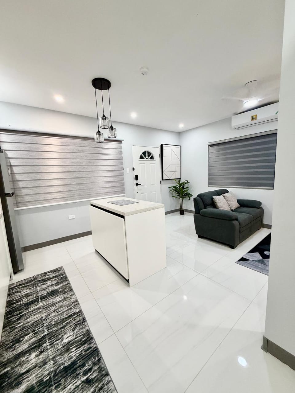 Kitchen or kitchenette, Living room, Photo of the whole room, Seating area, air conditioner
