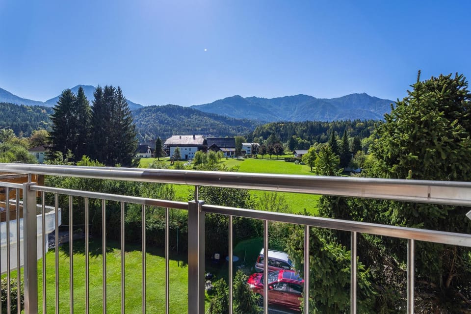 Apartment Auszeit nahe Faaker See 24h Self Check-in Apartment in Carinthia, Austria