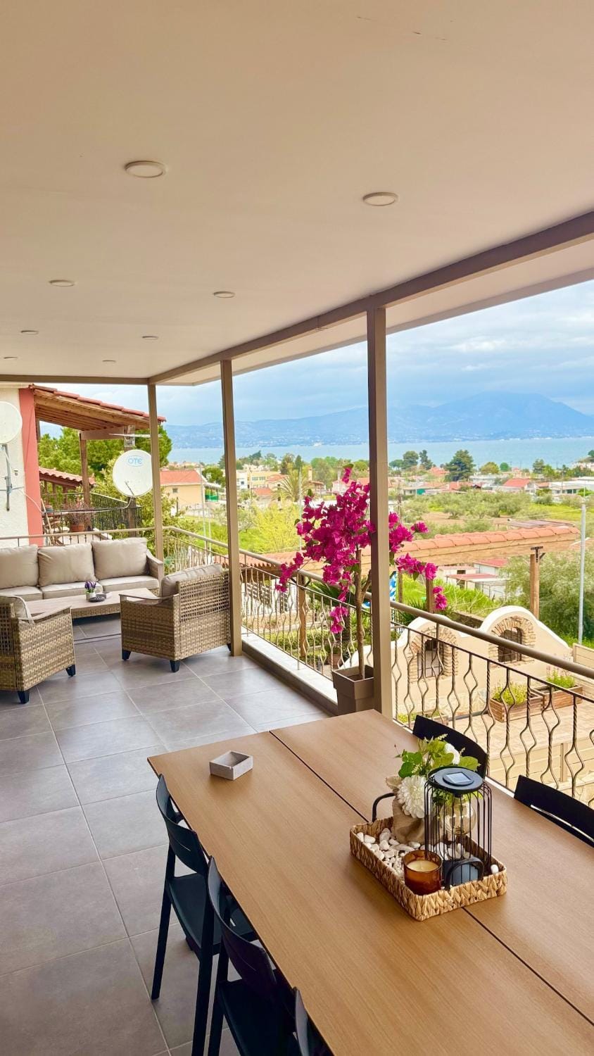 Patio, Day, Natural landscape, View (from property/room), Balcony/Terrace, Dining area, Sea view