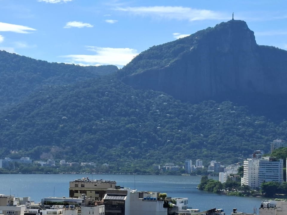 Ipanema Tower - Ipanema Beach Posto 10 - Double Suite Apartment in Rio de Janeiro